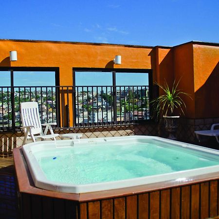Cachoeiro Plaza Hotel Кашуэйру-ди-Итапемирин Экстерьер фото